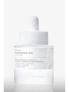 NIACINAMIDA 10% SKIN1004 MADAGASCAR CENTELLA